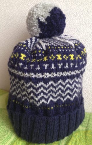 バニラアイス色の帽子-3【冬の日の編みもの】